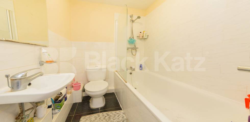 			New Instruction, 1 Bedroom, 1 bath, 1 reception Flat			 Hercules Street, HOLLOWAY 